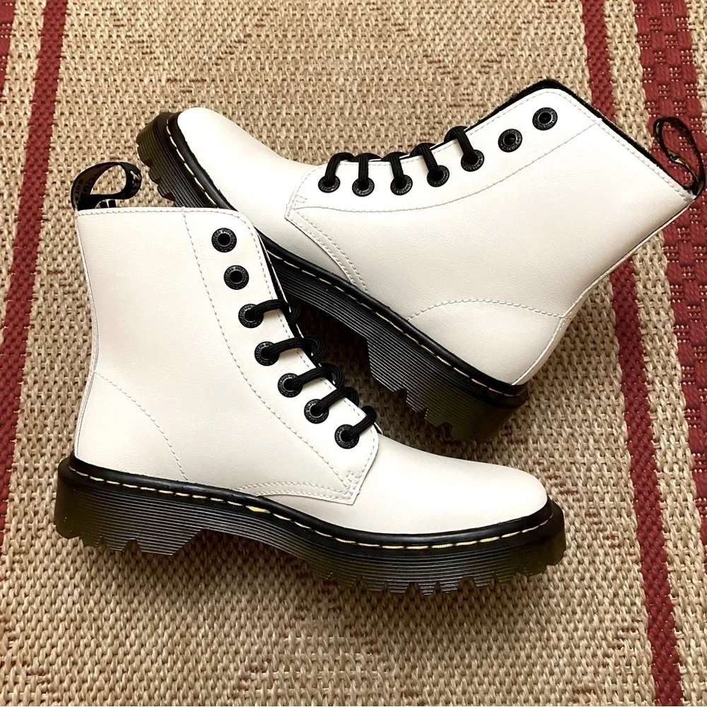 Dr Martens Luana White Leather Lace Up Combat Boots sz 6 - Picture 2 of 12
